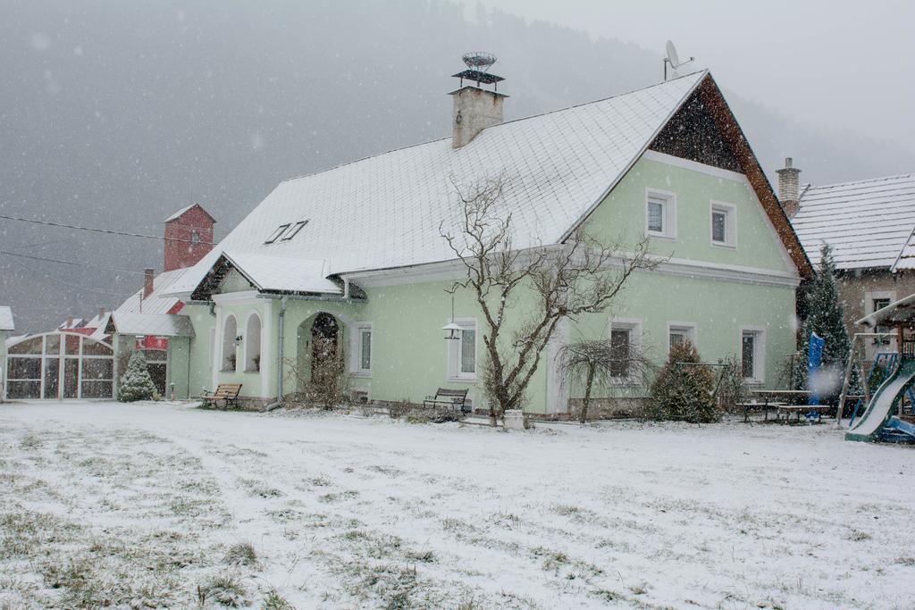 Zemianska Kúria Vachtár Kralova Lehota Exterior foto