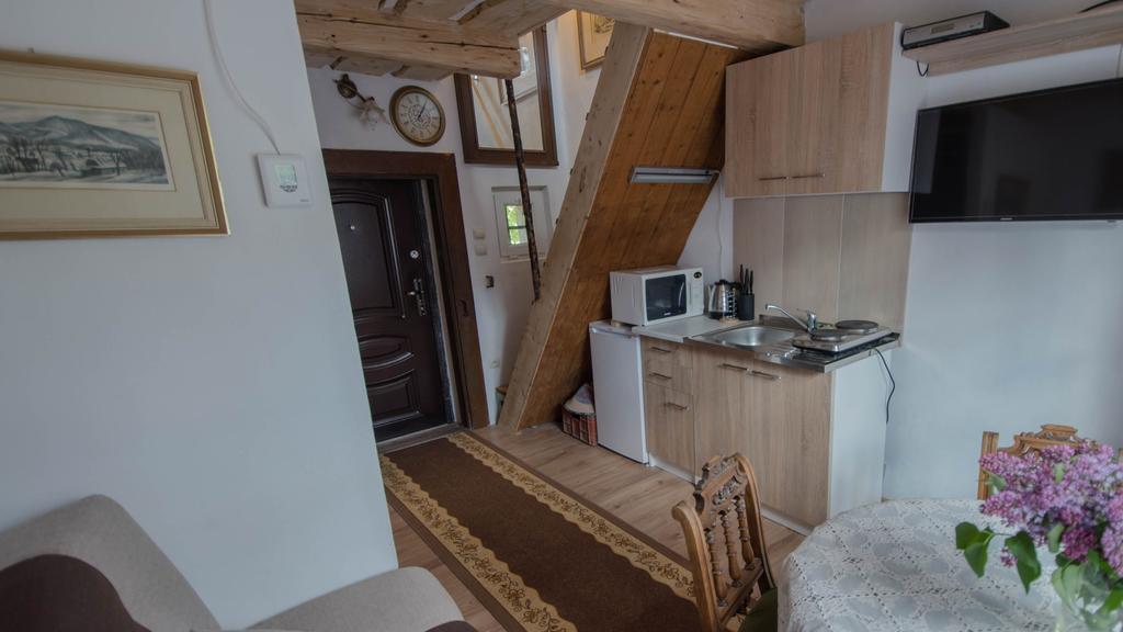 Zemianska Kúria Vachtár Kralova Lehota Exterior foto